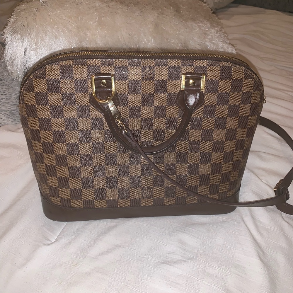 Louis Vuitton AlmaPm Damier Ebene Cross Body Bag - Picture 2 of 6